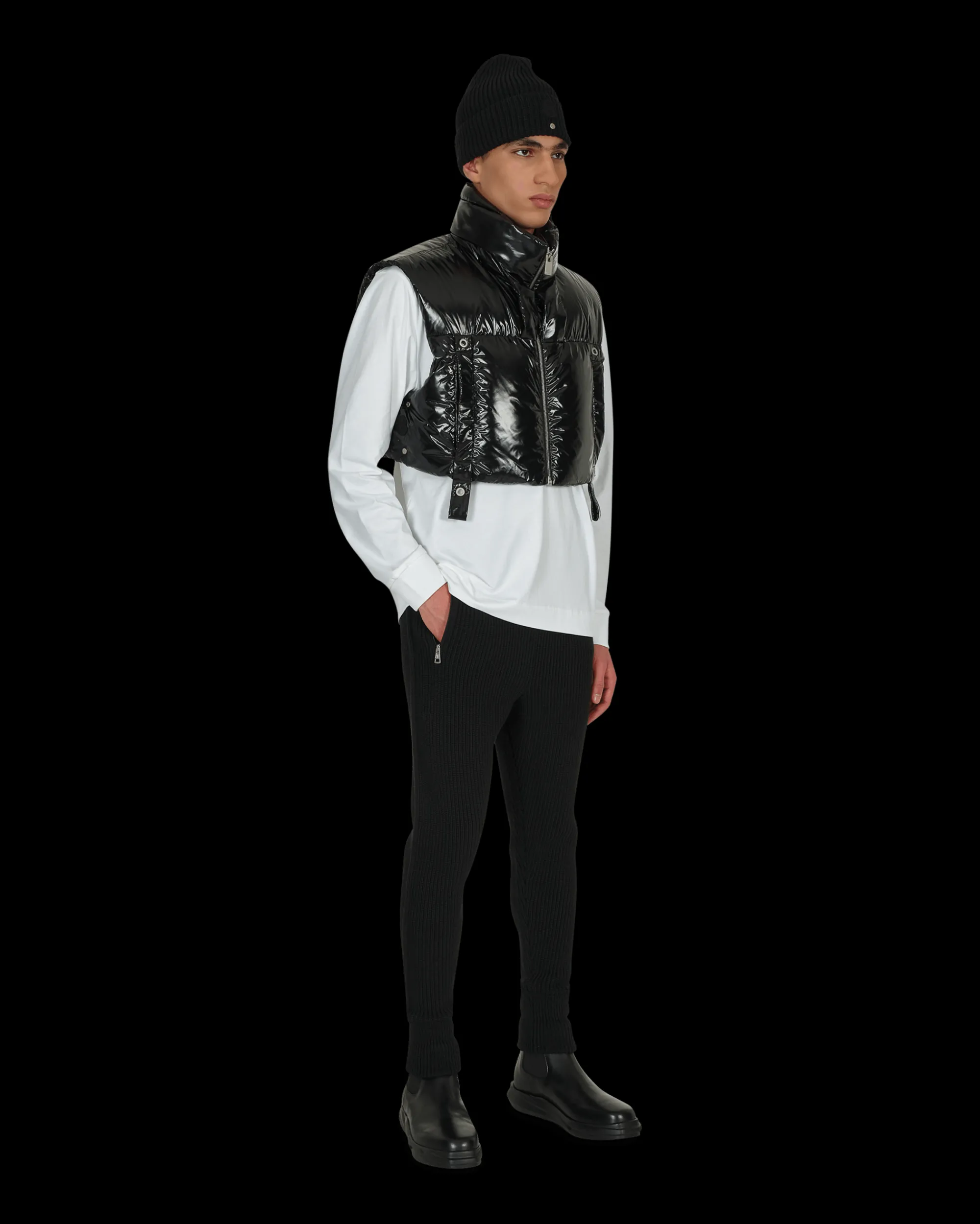Moncler Genius Coats And Jackets^6 Moncler 1017 ALYX 9SM Fraxinus Vest Black