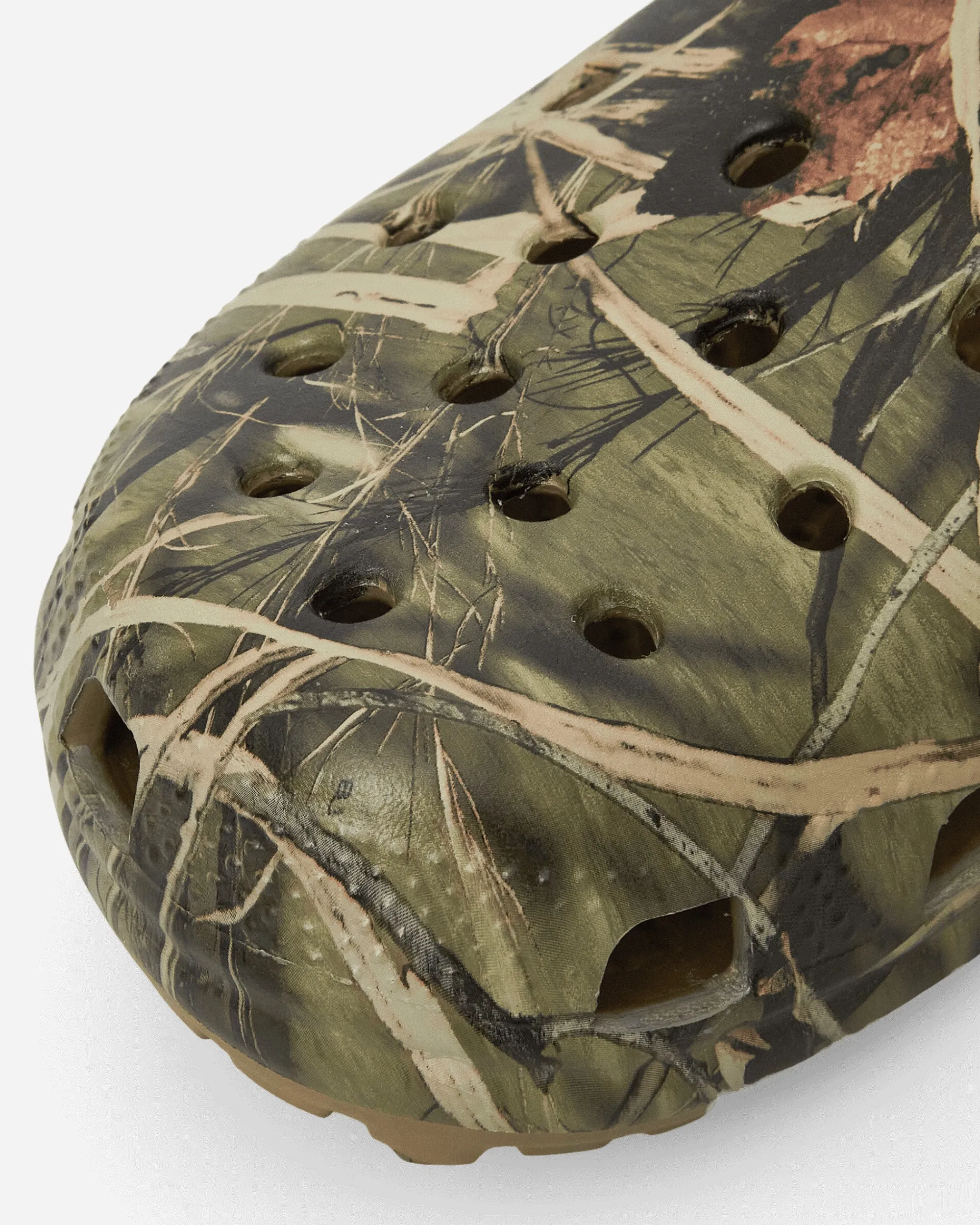 Crocs Sandals And Slides^Classic Realtree Clogs Khaki