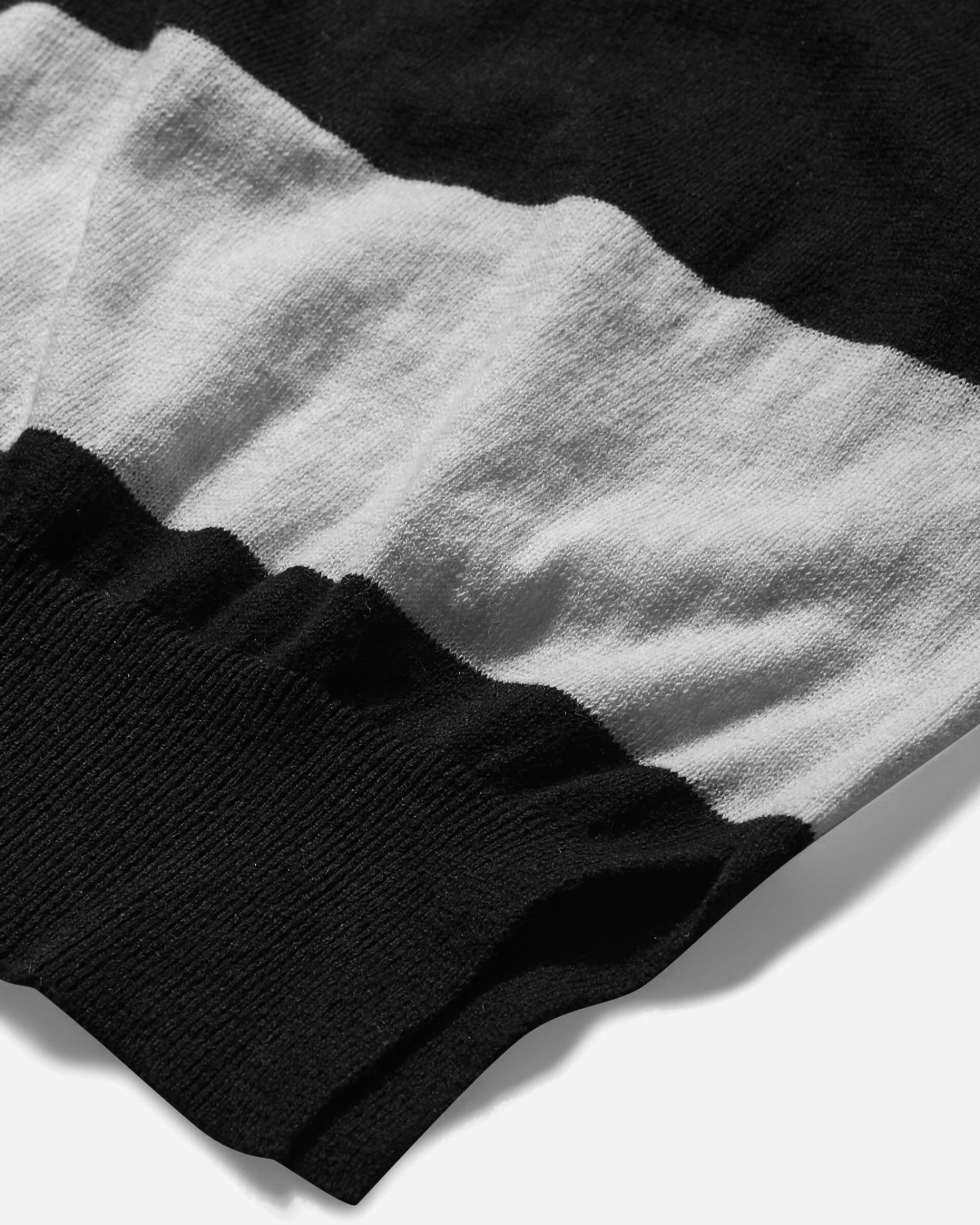 Peel & Lift Knitwear^Damaged Stripe Jumper Black / White