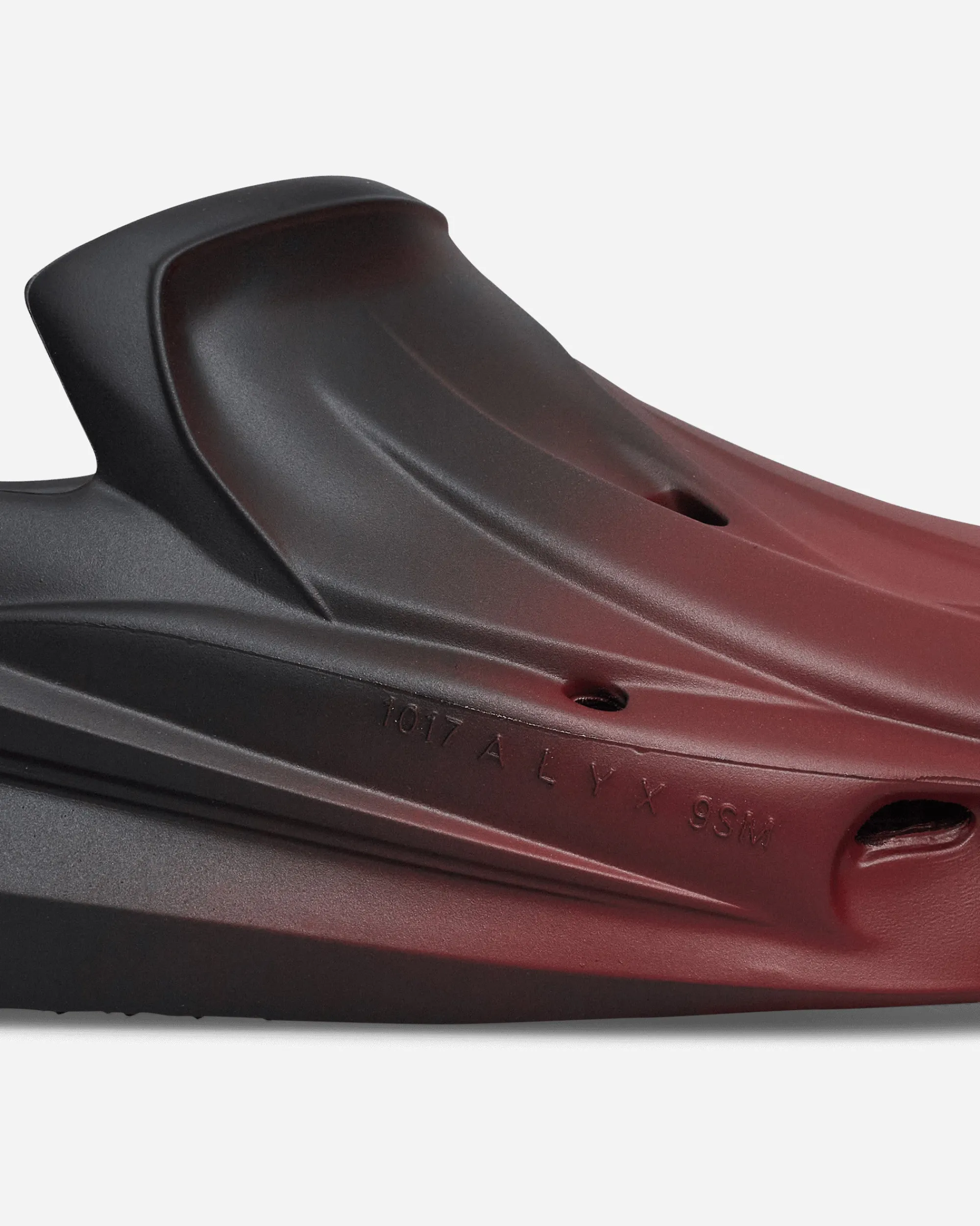 1017 ALYX 9SM Sneakers·Slip-On|Sneakers·Slip-On^Exclusive Mono Slip On Red