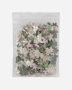 Hockey Home^French Garden Puzzle Multicolor