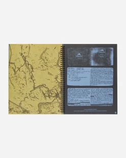 Rayon Vert Books^Kungsleden Guide Book Multicolor