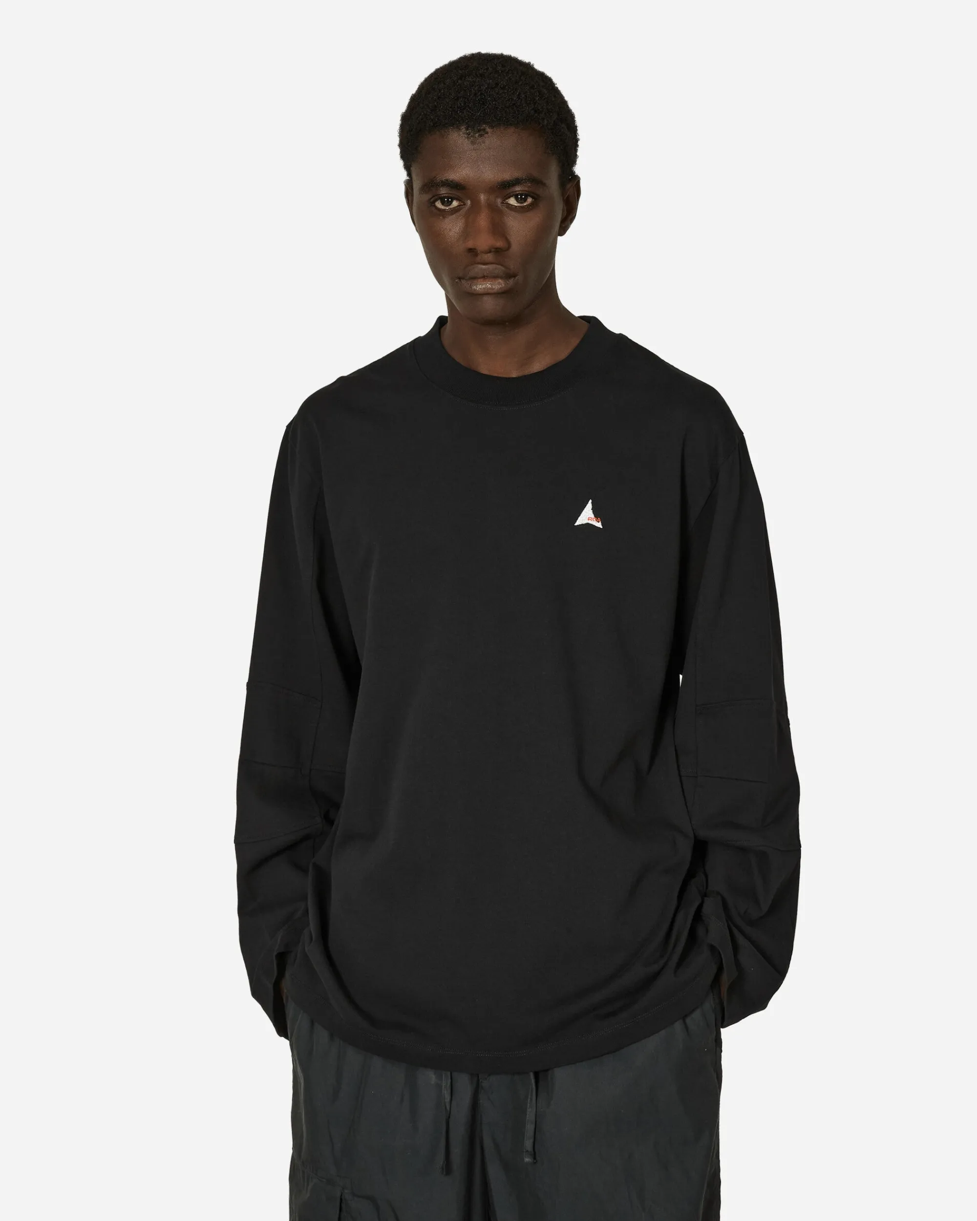 ROA T-Shirts^Logo Longsleeve T-Shirt Black