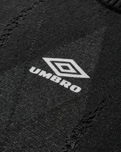 Umbro Knitwear^Men's Argyle Sweater Black