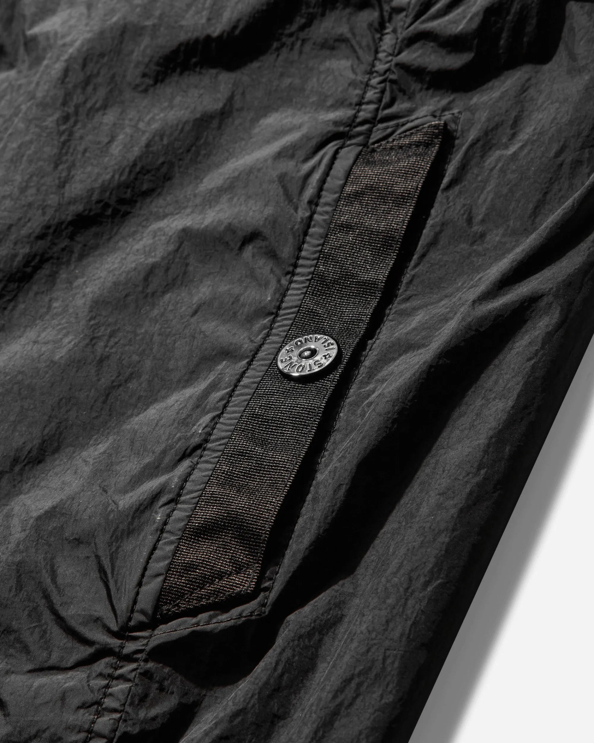 Stone Island Coats And Jackets^Men's Garment Dyed Crinkle Reps R-NY Jacket Black