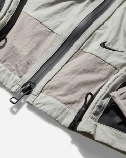 Nike Coats And Jackets|Coats And Jackets^Men's ISPA Modular Pocket Vest Light Bone