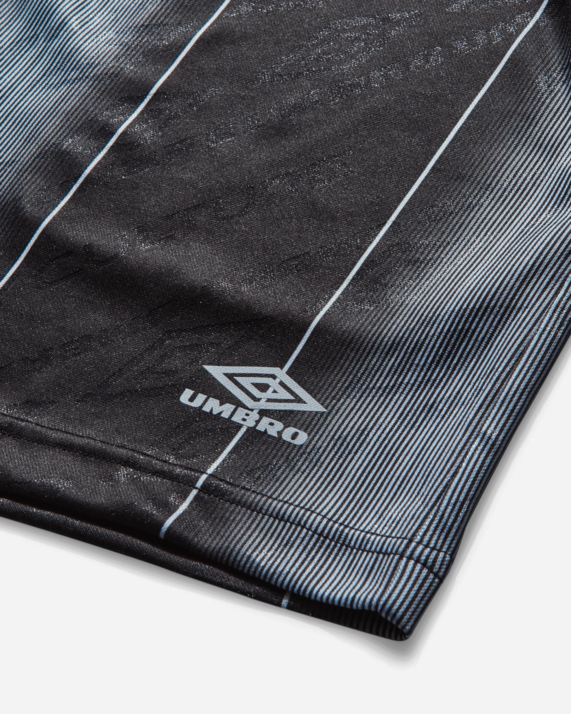 Umbro Shorts^Men's Soccer Shorts Black