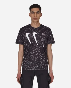Comme Des Garçons Black T-Shirts^Nike Horizontal Triple Tick T-Shirt Black
