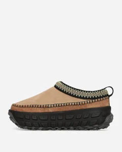 UGG Sandals And Slides|Sandals And Slides^Venture Daze Sabot Sand / Black