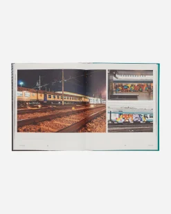 Sprint Magazines Books^Viva Roma Book