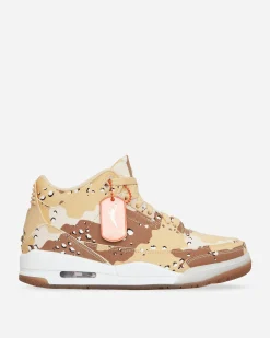 Nike Jordan Sneakers·Mid|Sneakers^Women's Air Jordan 3 Retro Sneakers Dark Driftwood / Sail