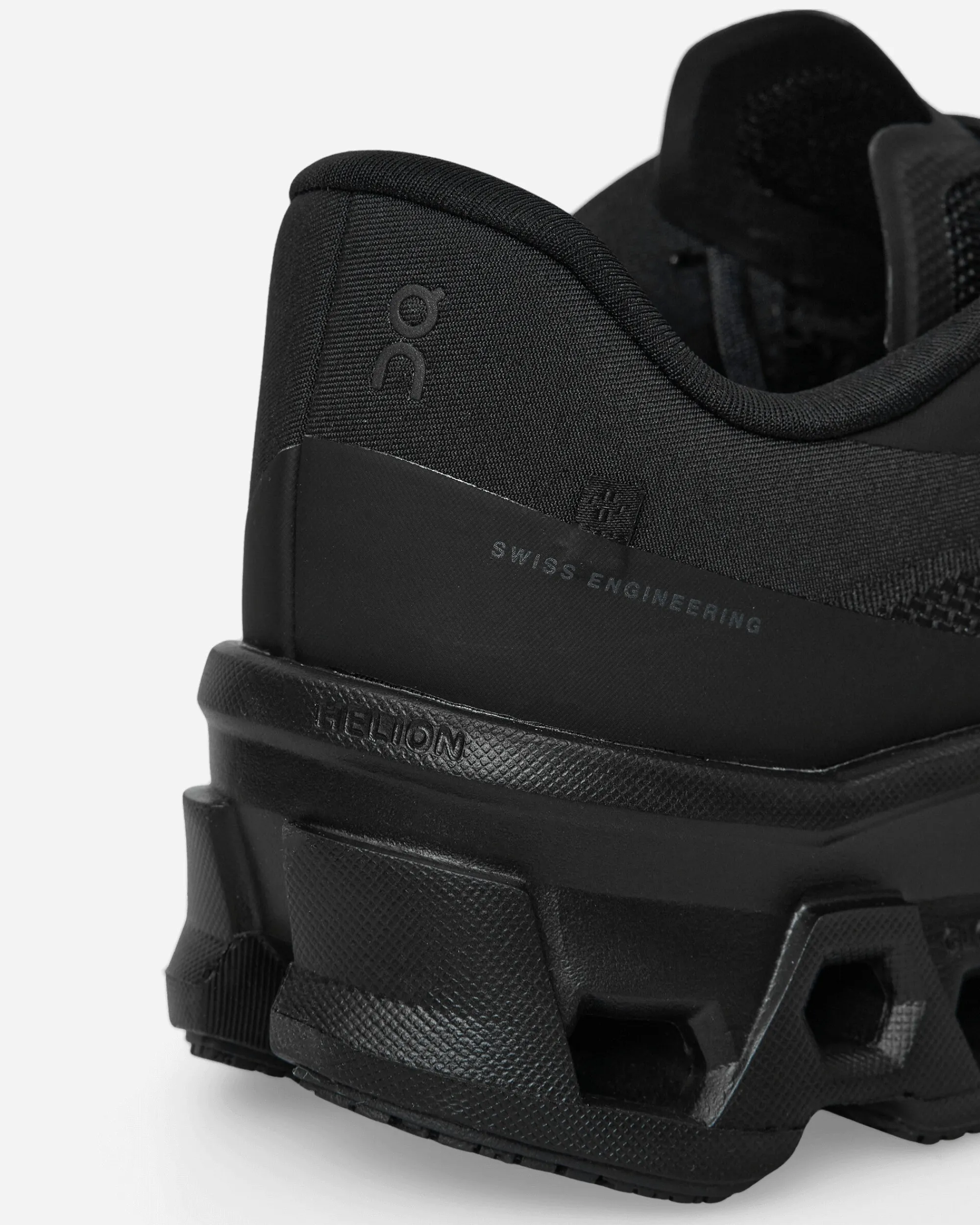 On Sneakers·Low|Sneakers^Women's POST ARCHIVE FACTI (PAF) Cloudmster 2 Sneakers Black / Magnet