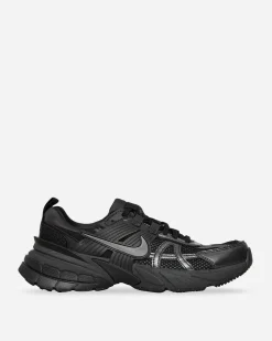 Nike Sneakers·Low|Sneakers^Women's V2K Run Sneakers Black / Dark Smoke Grey