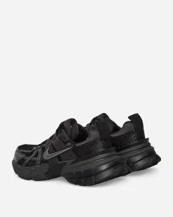 Nike Sneakers·Low|Sneakers^Women's V2K Run Sneakers Black / Dark Smoke Grey