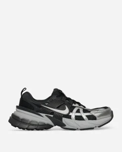 Nike Sneakers·Low|Sneakers^Women's V2K Run Sneakers Black / Metallic Silver