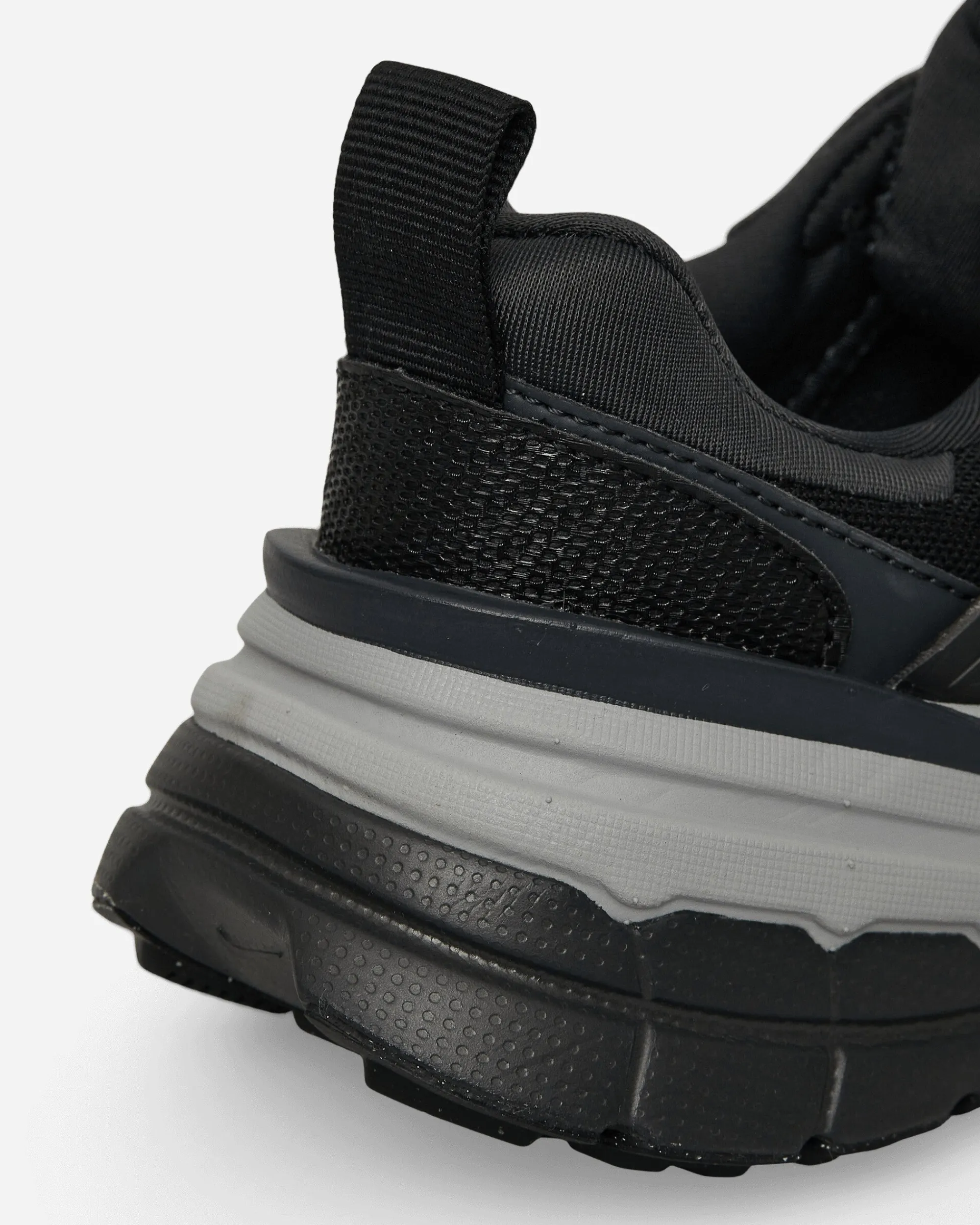 Nike Sneakers·Low|Sneakers^Women's V2K Run Sneakers Black / Metallic Silver