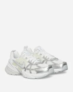 Nike Sneakers·Low|Sneakers^Women's V2K Run Sneakers White / Metallic Silver