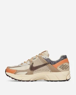 Nike Sneakers·Low|Sneakers^Zoom Vomero 5 Sneakers Amber Brown / Khaki